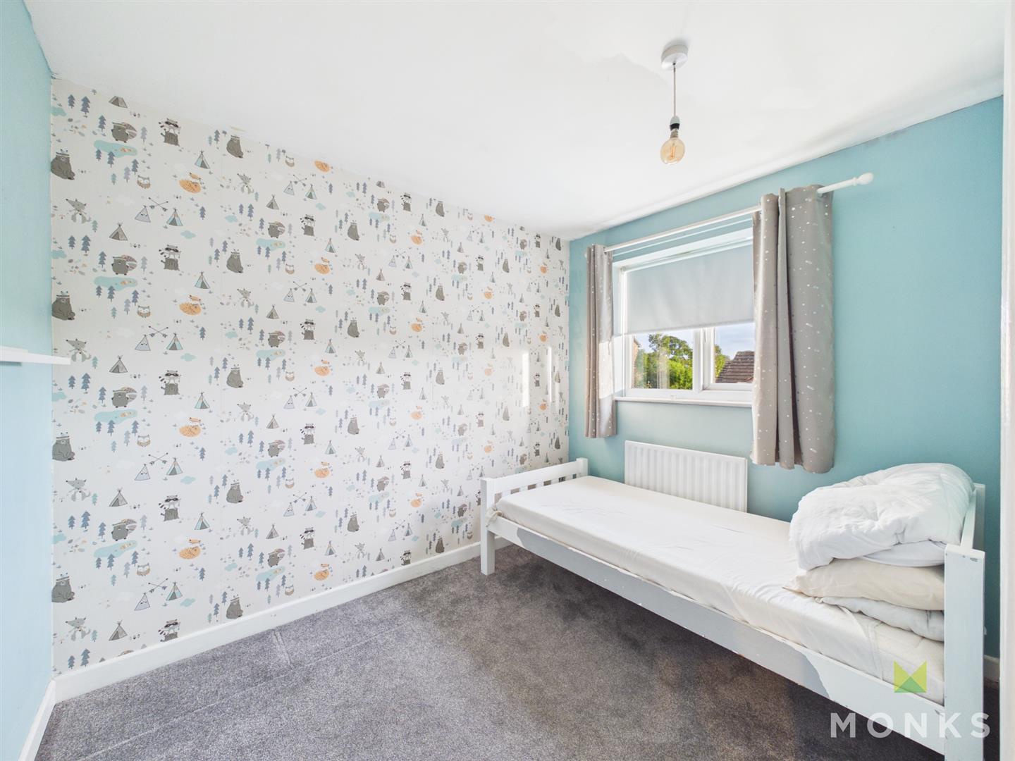 8 Martins Field, Oswestry, SY10 9EP For Sale